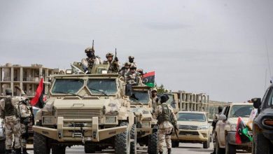 Photo of الجيش الليبي يخوض معارك عنيفة على بعد كيلومترات من وسط طرابلس