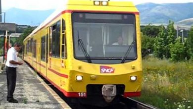 Photo of القطار الأصفر يجوب جبال فرنسا | جريدة الأنباء