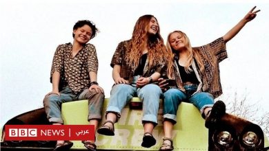 Photo of الخيانة: كيف تحولت ثلاثة نساء خانهن شخص واحد إلى صديقات؟